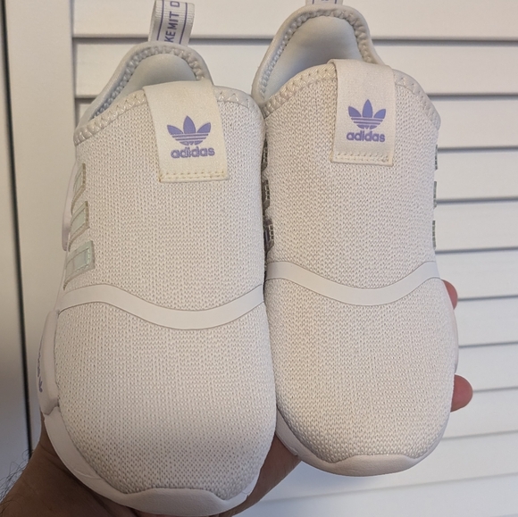 Adidas Kid sneakers - Picture 2 of 5
